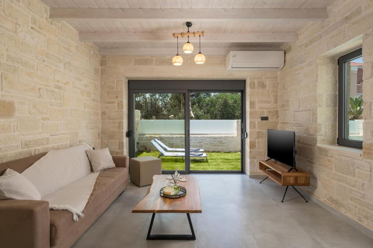 Agia Marina Megalith Villas מראה חיצוני תמונה